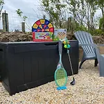 Des Pommiers Avec Terrain De Petanque *