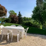 Holiday home Des Pommiers Avec Terrain De Petanque *