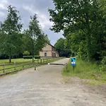 Des Pommiers Avec Terrain De Petanque Le Fresne-Poret