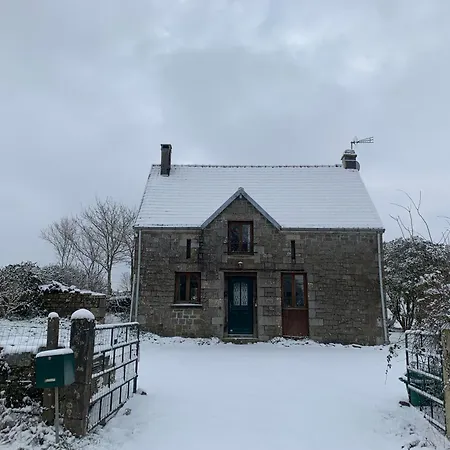 Des Pommiers Avec Terrain De Pétanque Сasa de vacaciones *