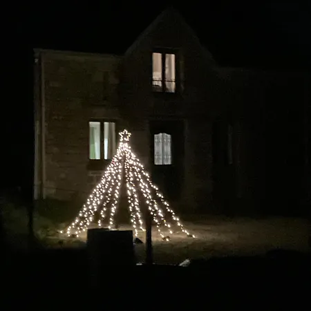 Des Pommiers Avec Terrain De Petanque Holiday home