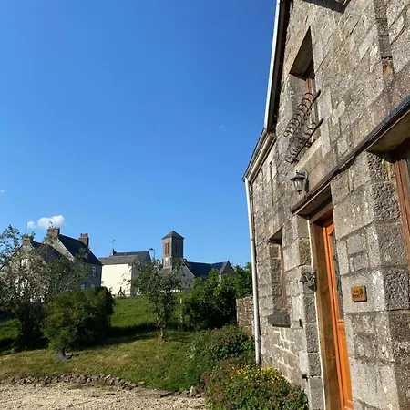 Holiday home Des Pommiers Avec Terrain De Petanque Le Fresne-Poret
