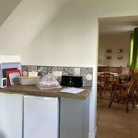 Des Pommiers Avec Terrain De Petanque Ferienhaus