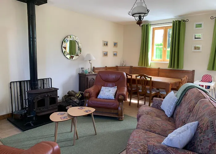 Des Pommiers Avec Terrain De Pétanque Сasa de vacaciones Le Fresne-Poret