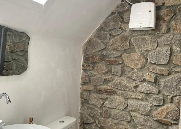 Des Pommiers Avec Terrain De Pétanque Le Fresne-Poret