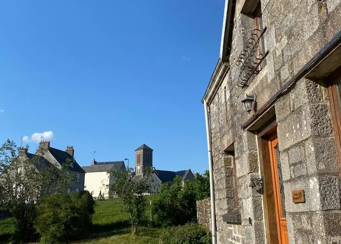 Сasa de vacaciones Des Pommiers Avec Terrain De Pétanque Le Fresne-Poret