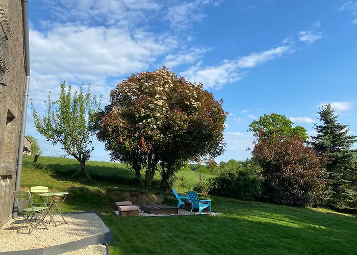 Des Pommiers Avec Terrain De Petanque Holiday home Le Fresne-Poret